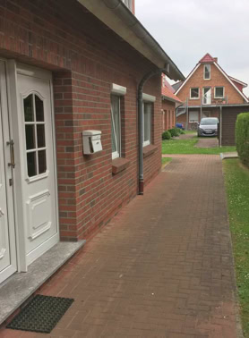 Weg zur Haustür
